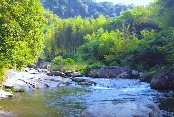 [宁波二日]＜【深秋暖心季之泡汤+海鲜大餐】宁波二灵山恒元温泉-浙东小九寨-透骨海鲜餐 ＞